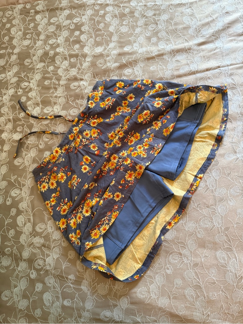 Toad & Co, Samba skort, size medium, pockets on shorts. Like new. - Picture 3 of 7
